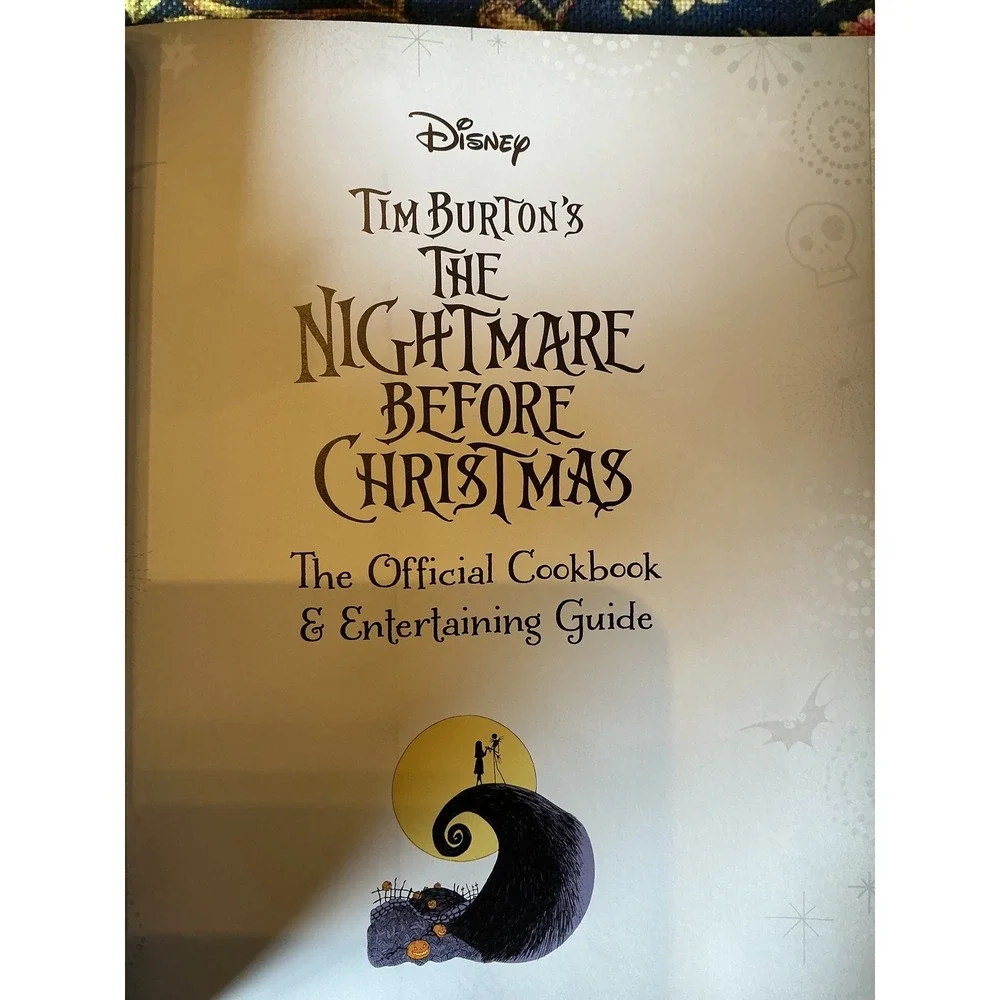 Disney Tim Burton's‎ The Nightmare Before Christmas Official Cookbook & Guide